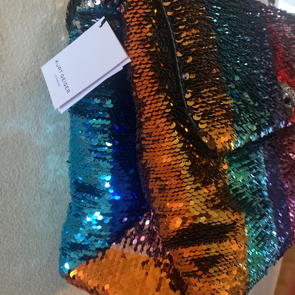 - Kurt Geiger London Kensington XXL Sequins Quilted Crossbody Bag - Picture 4 of 13